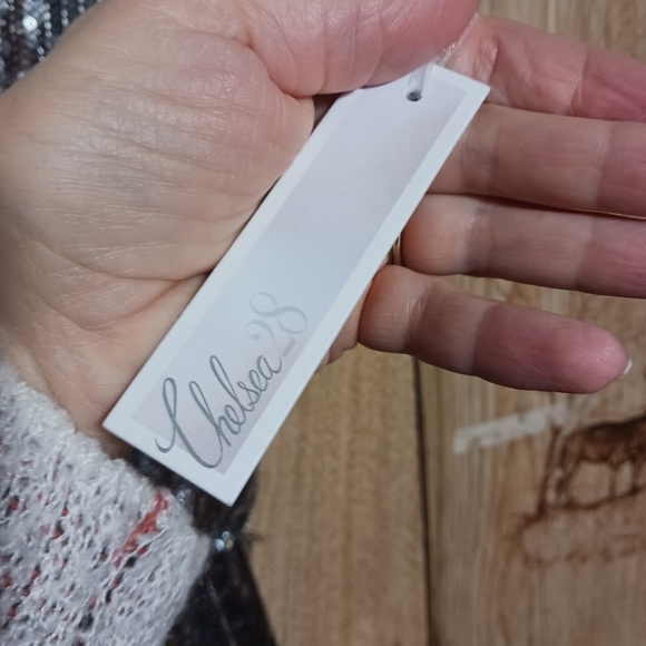 NWT Chelsea 28 Sequin Cross Fron Peplum Tank Top Size Small - Picture 5 of 10